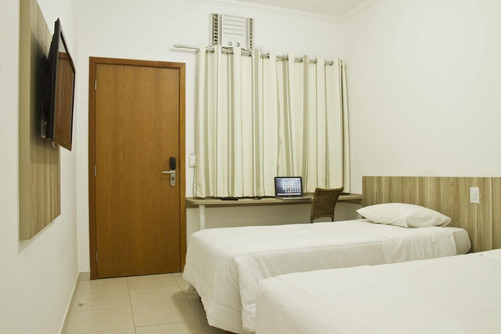 Eden Park Hotel